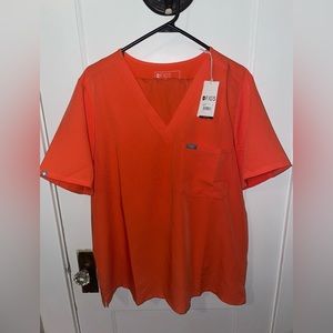 Fig Scrub top and bottoms